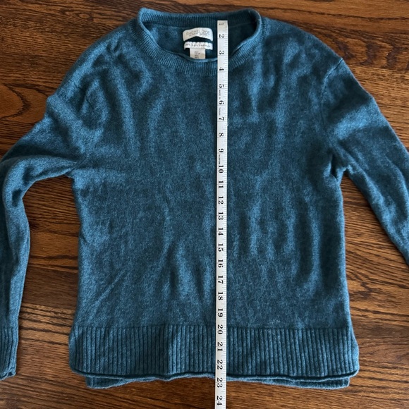 100% cashmere Rachel Zoe Sweater - Picture 6 of 6